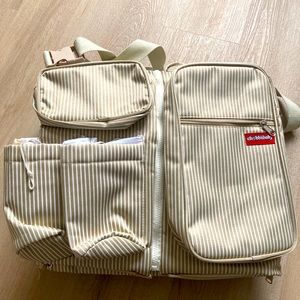Chubbi Baby travel/expendable diaper bag